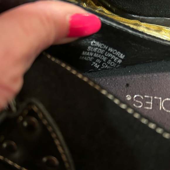 AEROSOLES Black Mules with Decorative Buckle and Rounded Toe - Picture 2 of 7